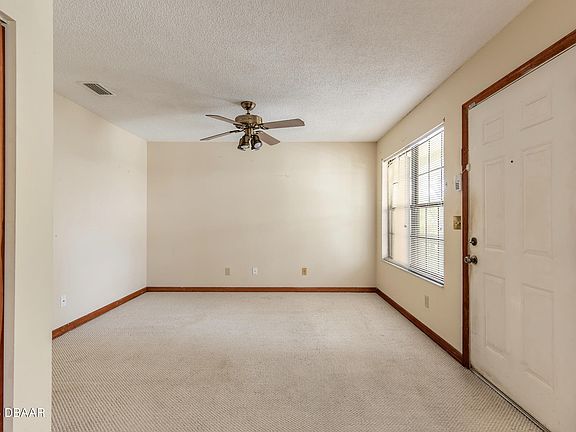 5th image of 840 Center Ave #280