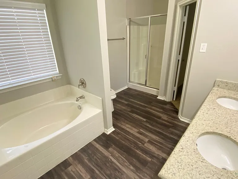 5048 Caraway Dr — Photo 11
