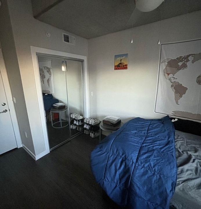 2nd image of 507 W 23rd St #17105