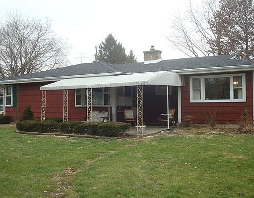 1st image of 1422 E Marquette St