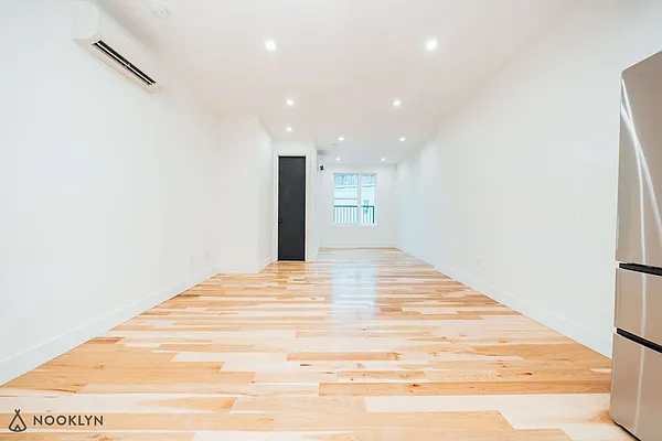 Rented by Nooklyn NYC LLC | media 17