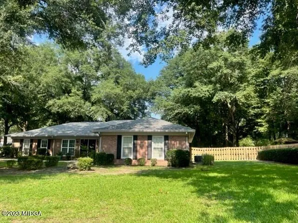 127 Shadowood Dr, Warner Robins, GA 31088