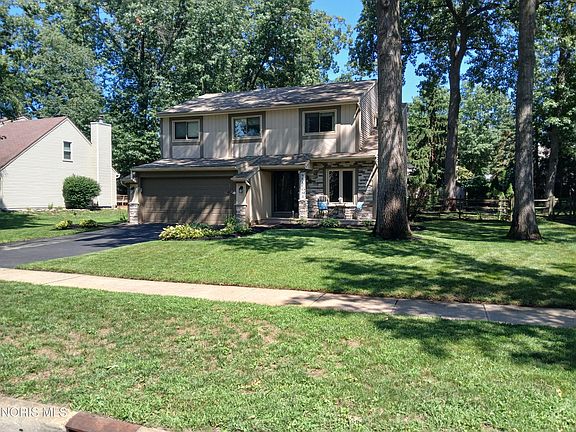 2nd image of 3640 Woodspring Rd