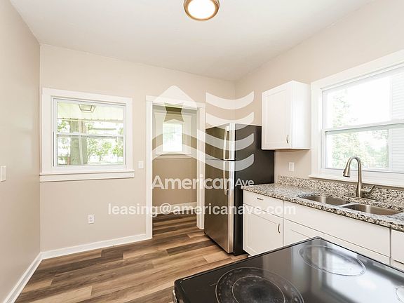 843383_005_kitchen_5.jpg