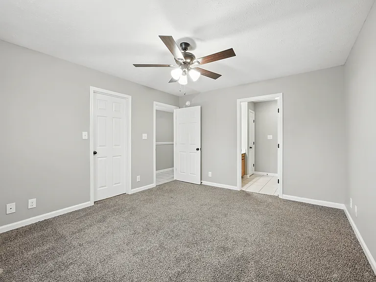 850 Tracy Ln #10 — Photo 18