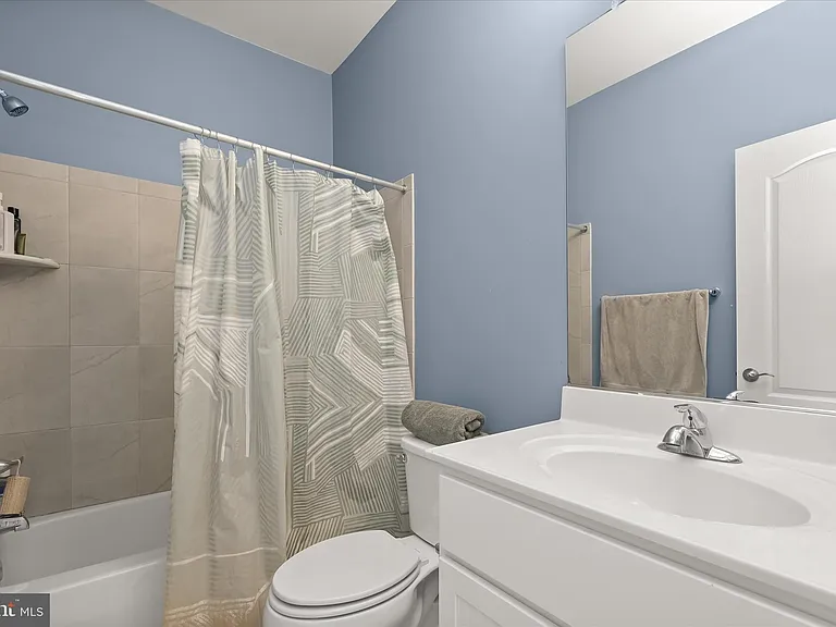 13519 Allnutt Ln — Photo 45