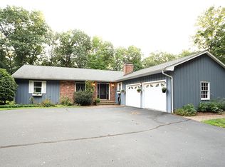 3 Pole Bridge Rd, Sandy Hook, CT 06482