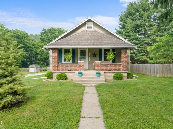 2211 S Andrews Rd, Yorktown, IN 47396
