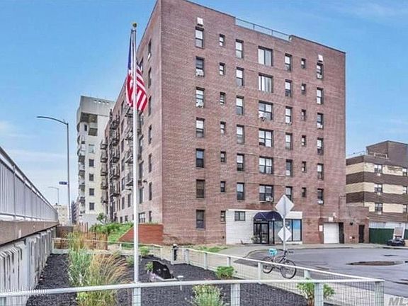 3rd image of 129 Beach 118th St APT 4J