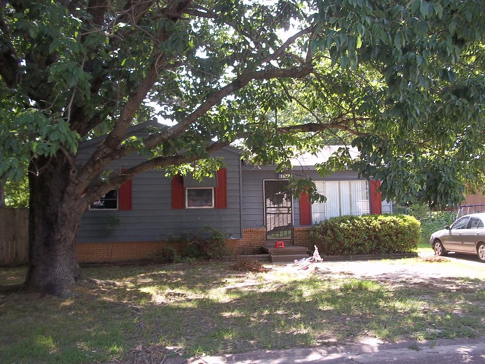1st image of 709 Sherwood Dr