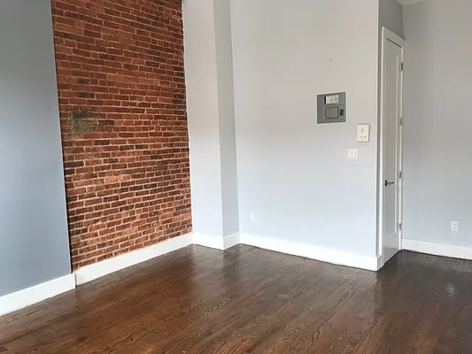 Rented by East Williamsburg Realty Inc | media 36