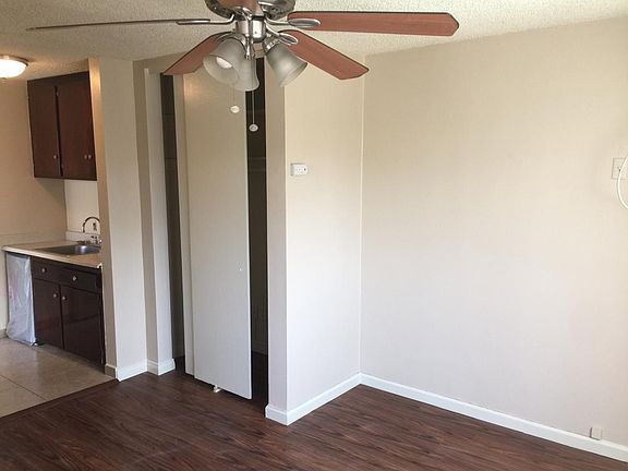 3rd image of 129 Violet Ave APT 33