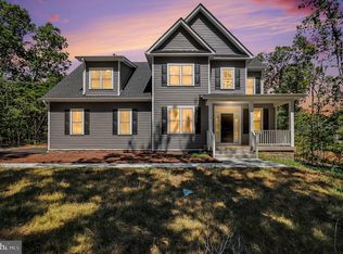 544 Noahs Landing Dr, Bumpass, VA 23024