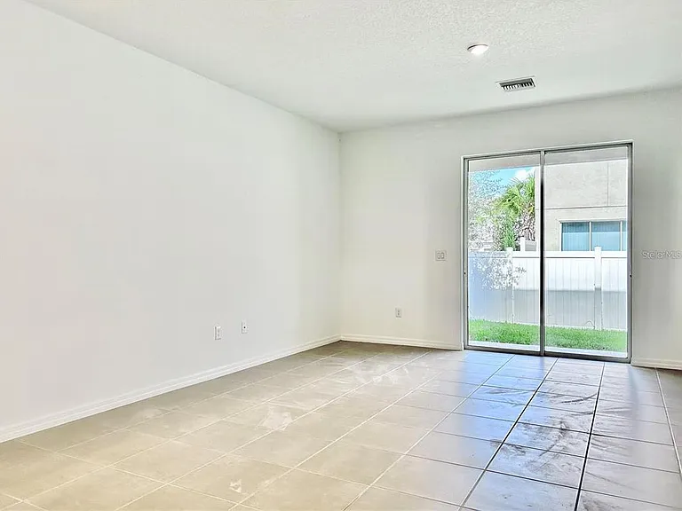 6248 Fairmont Ln — Photo 6