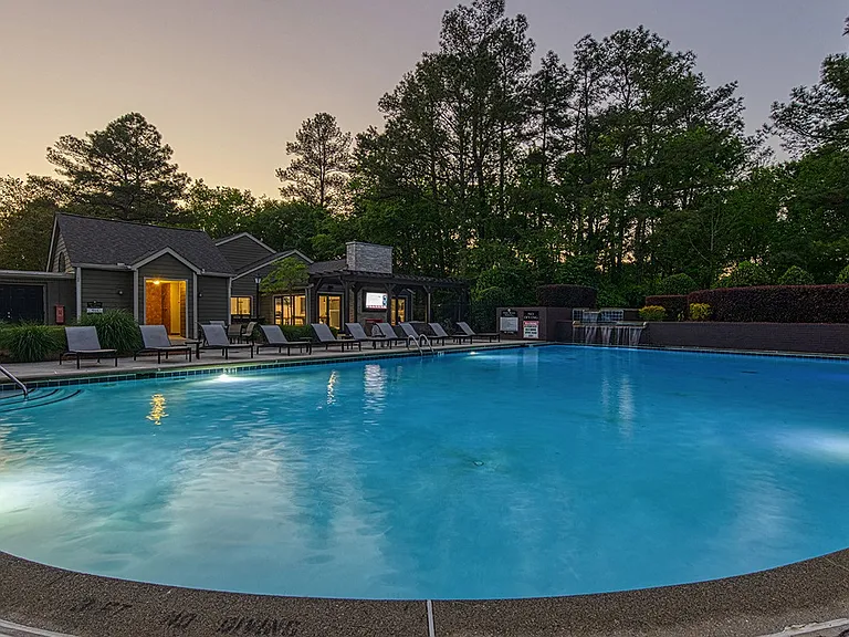 Seasonal Pool - Wynnwood Vinings Apartments