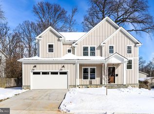 2633 Wooster Ct, Vienna, VA 22180