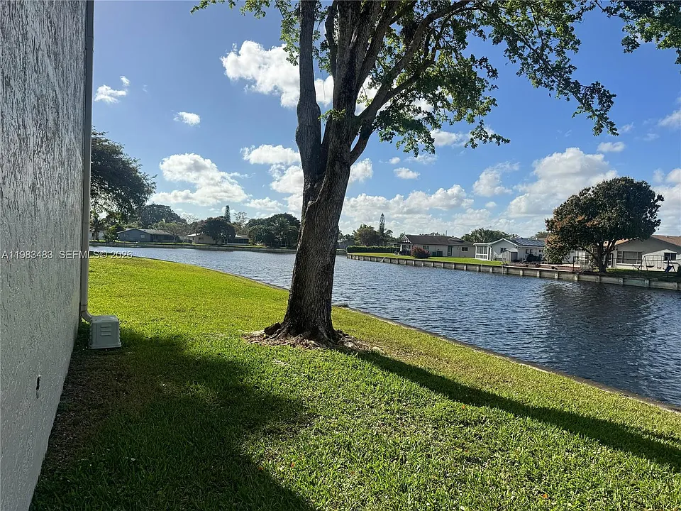 9400 Lime Bay Blvd #206