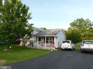 214 Pacific Blvd, Hedgesville, WV 25427