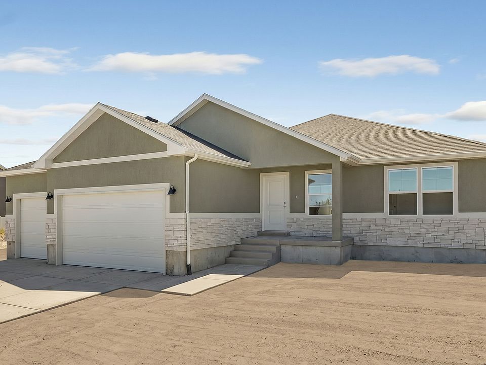 1st image of 1477 N Baen Way #222