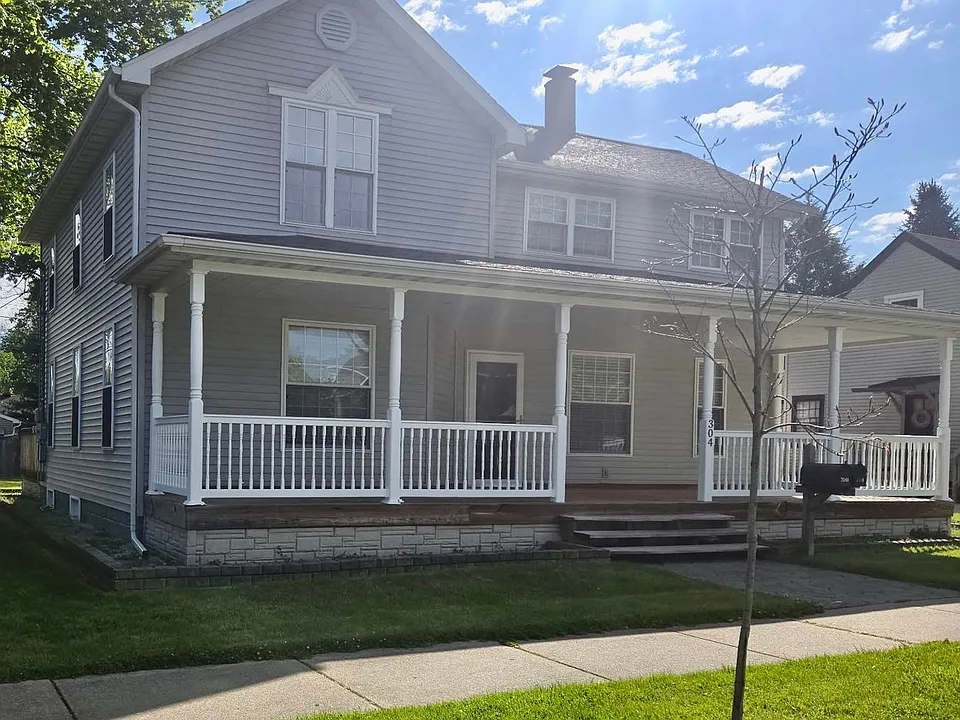 304 N Main St