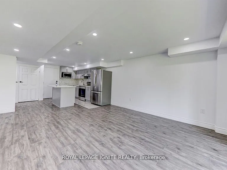 103 Bremner St #BASEMENT — Photo 9