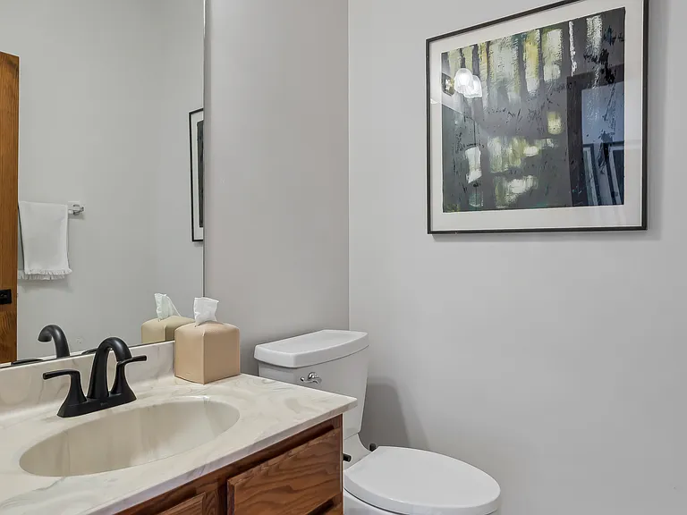 908 Burn Oak Dr — Photo 34