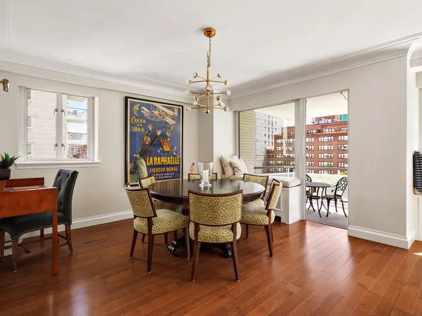 200 East 66th Street B904 image 3 of 17