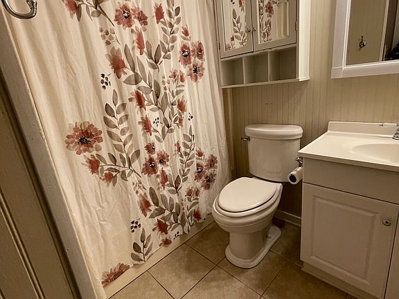 5th image of 113 Barfleur Pl