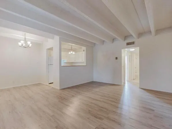 1100 Alvarado Dr SE APT 310, Albuquerque, NM 87108
