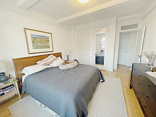 Rented by Rachel Realty | media 22