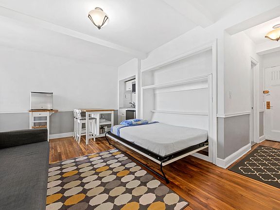3rd image of 5 Tudor City Pl APT 1130