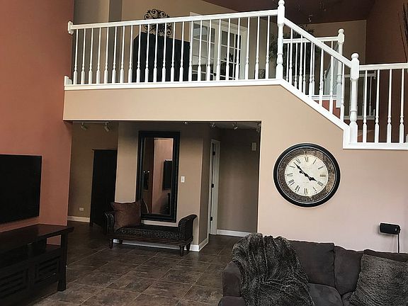 5th image of 17713 Mayher Dr