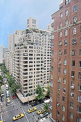 Sold by Barkoff Residential  | media 18
