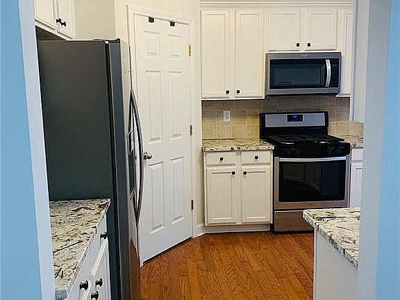 3rd image of 1905 Harrison Park Dr #1905