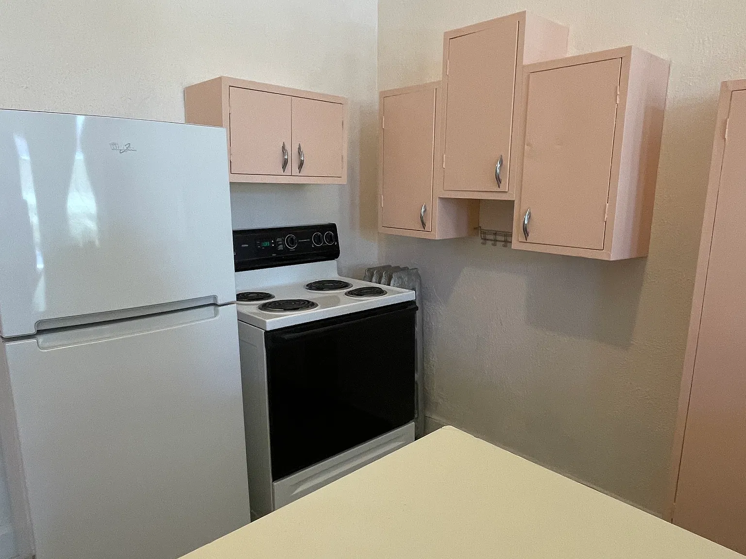 Studio, 500 sqft, $850 — Photo 4