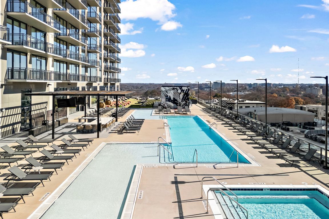 Pool Deck 8