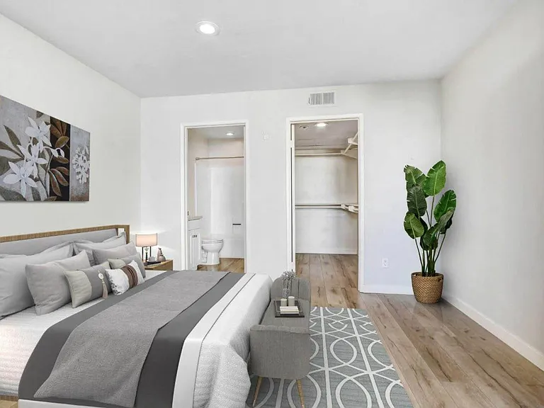 The Kenmore Los Feliz — Photo 28