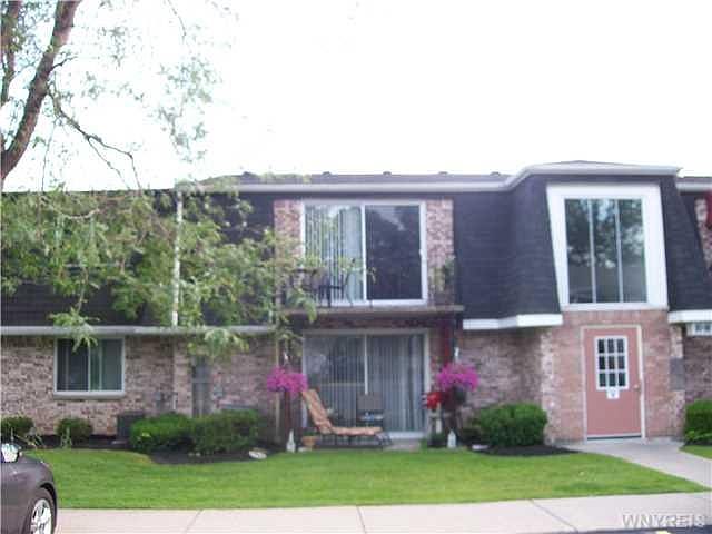 1st image of 90B Foxberry Dr