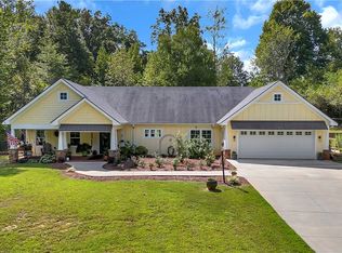 1545 Hefner Rd, Walhalla, SC 29691