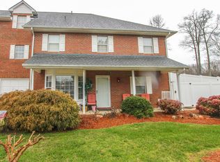 304 Alston Ridge Ct #101, Cornelia, GA 30531