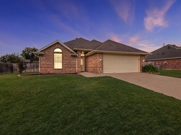 206 Mourning Dove Ln, Krum, TX 76249