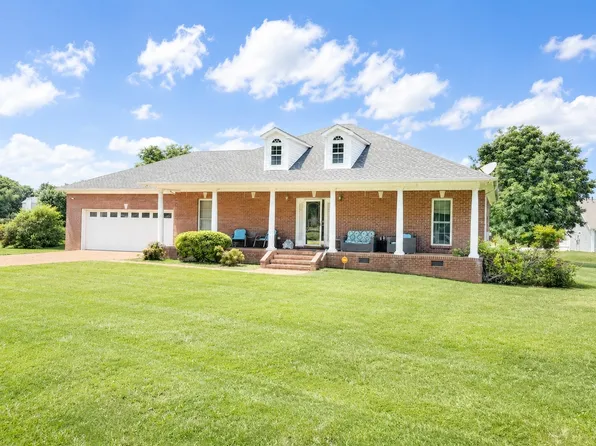 317 Brookside Dr, Mt Pleasant, TN 38474