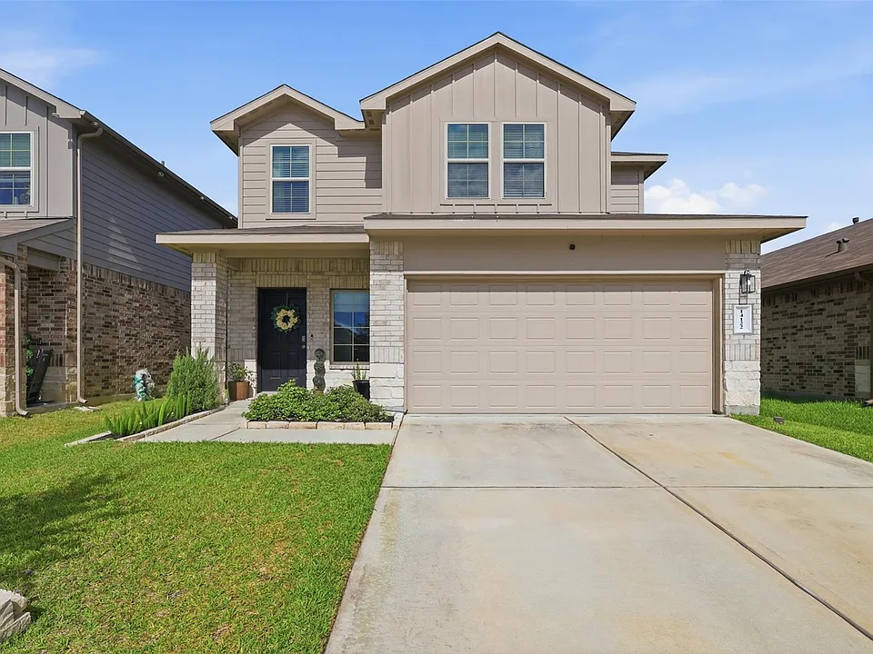 14122 Carly Pines Ct