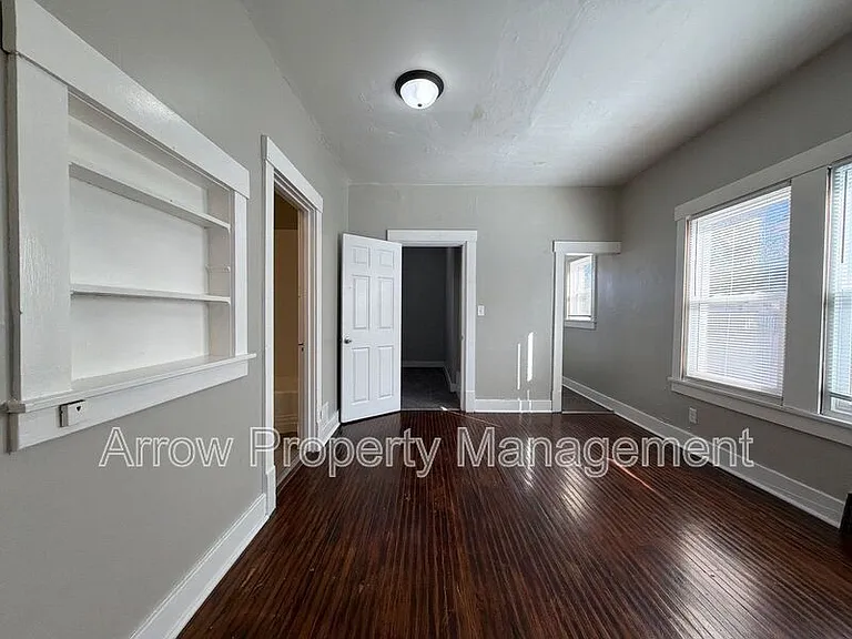 2800 P St #4 — Photo 4