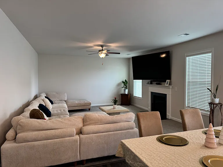 185 Falls Ridge Ln — Photo 4