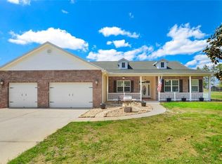 18647 Lake Iola Rd, Dade City, FL 33523