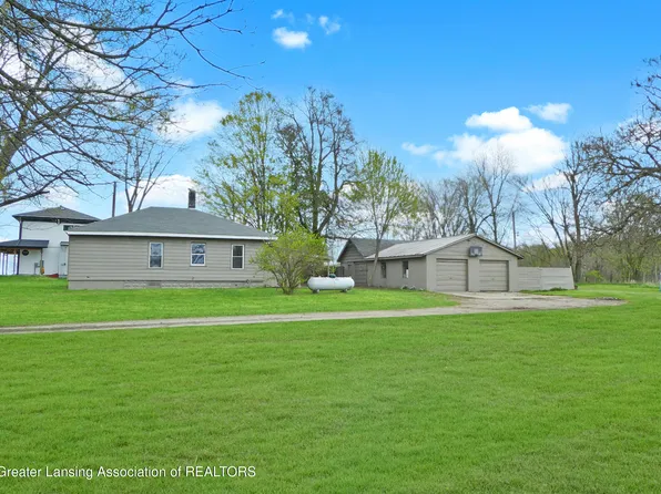 2881 Devine Rd, Nashville, MI 49073