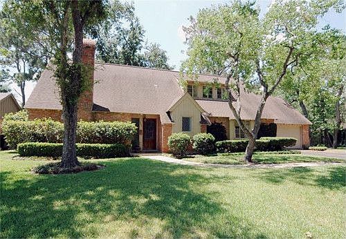 1st image of 226 Bayou View Dr