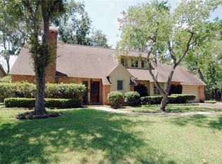 226 Bayou View Dr, Seabrook, TX 77586