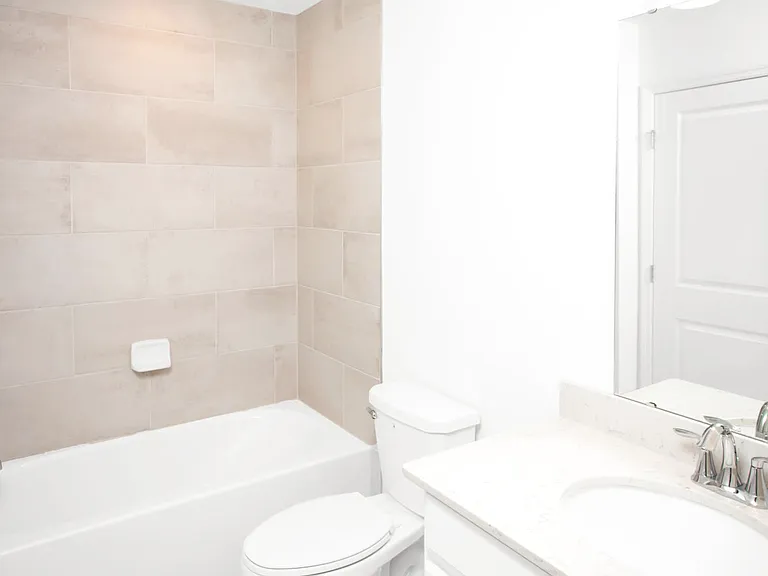 348 Rosemont Dr — Photo 33